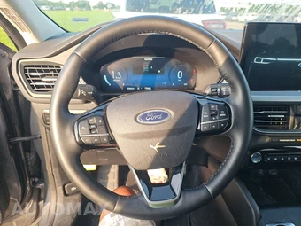 2024 Ford Escape Platinum - miniatura 10