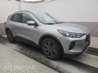 2024 Ford Escape Platinum - miniatura 3