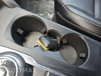 2024 Ford Escape Platinum - miniatura 8