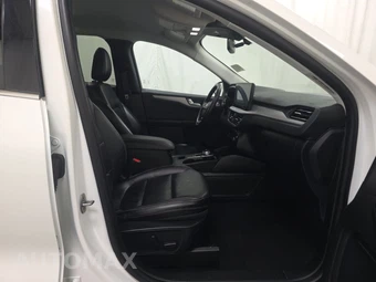2024 Ford Escape Platinum - miniatura 8