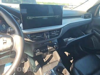 2024 Ford Escape Platinum - miniatura 11