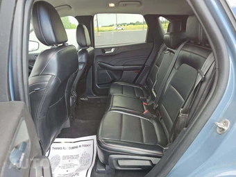 2024 Ford Escape Platinum – miniatura 10