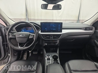 2024 Ford Escape Platinum - miniatura 11