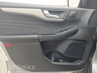 2024 Ford Escape Platinum - miniatura 9