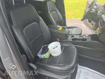 2024 Ford Escape Platinum - miniatura 16