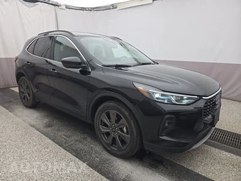 2024 Ford Escape Platinum - miniatura 3