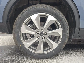 2024 Ford Escape Platinum - miniatura 5