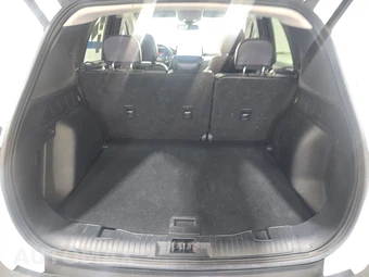 2024 Ford Escape Platinum - miniatura 16