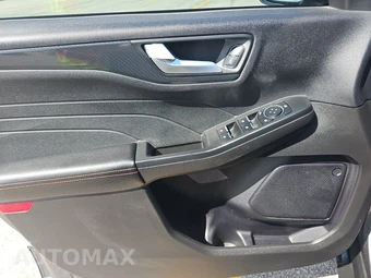 2024 Ford Escape ST-Line - miniatura 9