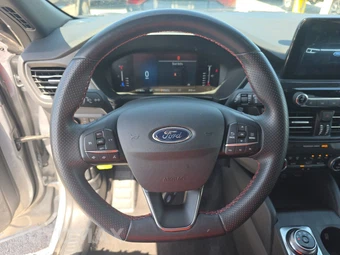 2024 Ford Escape ST-Line - miniatura 16