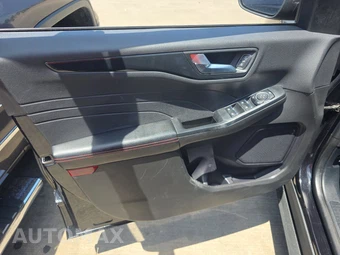 2024 Ford Escape ST-Line - miniatura 9