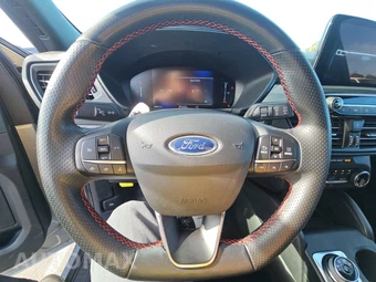 2024 Ford Escape ST-Line - miniatura 10