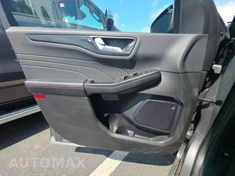 2024 Ford Escape ST-Line - miniatura 15