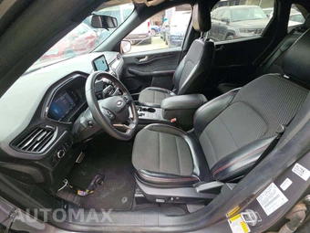 2024 Ford Escape ST-Line - miniatura 3