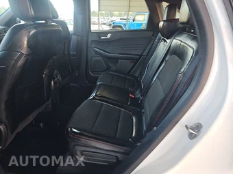 2024 Ford Escape ST-Line – miniatura 9