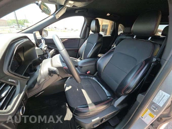 2024 Ford Escape ST-Line - miniatura 3