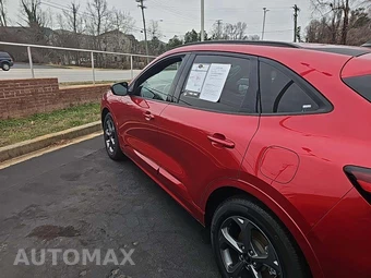 2024 Ford Escape ST-Line - miniatura 2