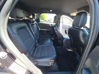 2024 Ford Escape ST-Line - miniatura 16
