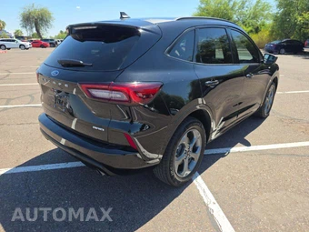 2024 Ford Escape ST-Line - miniatura 3