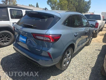 2024 Ford Escape ST-Line - miniatura 3