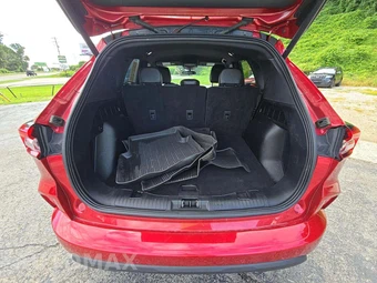 2024 Ford Escape ST-Line - miniatura 11