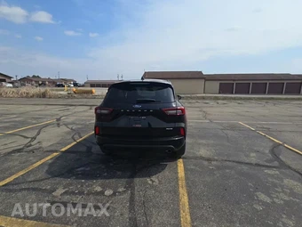 2024 Ford Escape ST-Line - miniatura 4