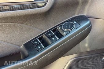 2024 Ford Escape ST-Line - miniatura 19