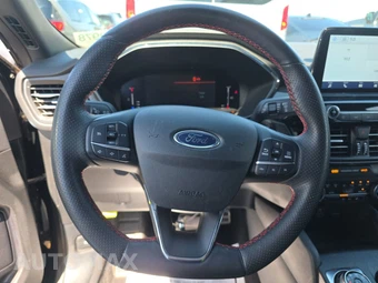 2024 Ford Escape ST-Line - miniatura 10
