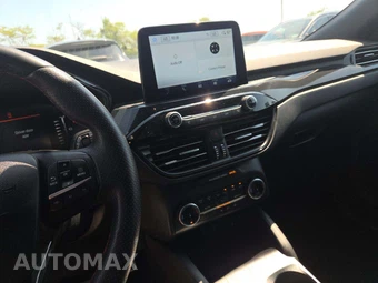 2024 Ford Escape ST-Line – miniatura 10