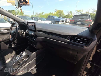 2024 Ford Escape ST-Line – miniatura 19