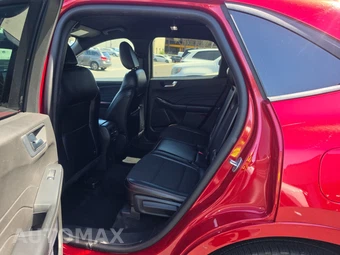 2024 Ford Escape ST-Line - miniatura 9