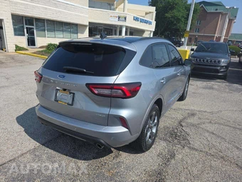 2024 Ford Escape ST-Line - miniatura 3