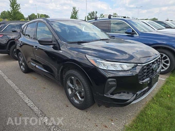 2024 Ford Escape ST-Line - miniatura 4