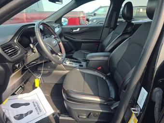 2024 Ford Escape ST-Line - miniatura 7