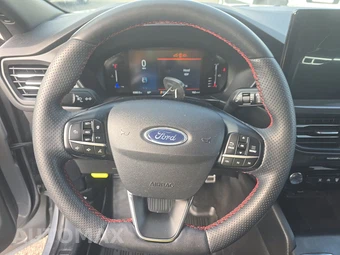 2024 Ford Escape ST-Line - miniatura 10