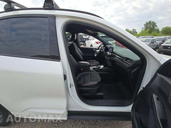 2024 Ford Escape ST-Line - miniatura 15