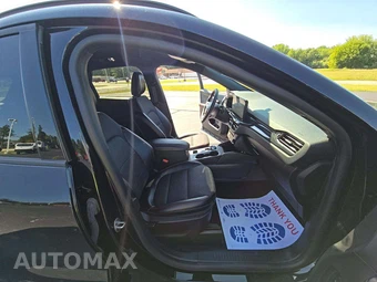 2024 Ford Escape ST-Line - miniatura 15