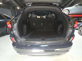 2024 Ford Escape ST-Line - miniatura 14