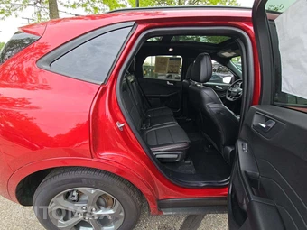 2024 Ford Escape ST-Line - miniatura 13