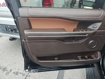 2024 Ford Expedition King Ranch - miniatura 9