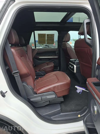 2024 Ford Expedition Limited - miniatura 14