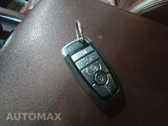 2024 Ford Expedition Limited - miniatura 8