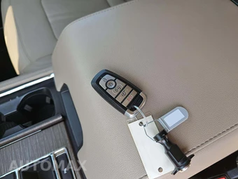 2024 Ford Expedition MAX Limited - miniatura 8