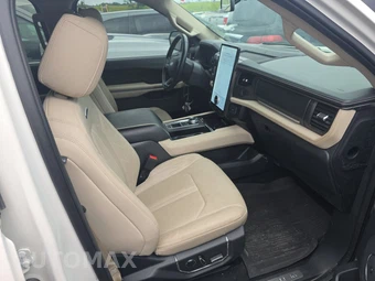 2024 Ford Expedition MAX Platinum - miniatura 8