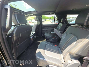 2024 Ford Expedition MAX Platinum - miniatura 13