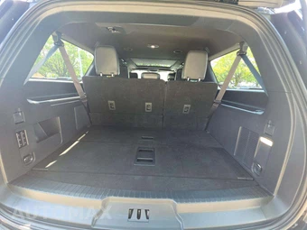 2024 Ford Expedition MAX Platinum - miniatura 15