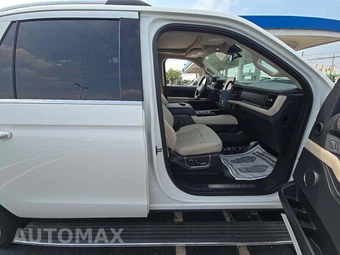 2024 Ford Expedition MAX Platinum - miniatura 19