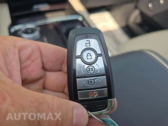 2024 Ford Expedition MAX Platinum - miniatura 8