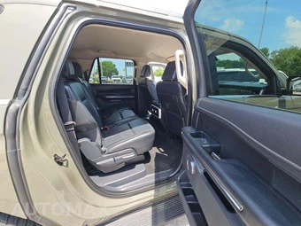 2024 Ford Expedition MAX XLT - miniatura 17