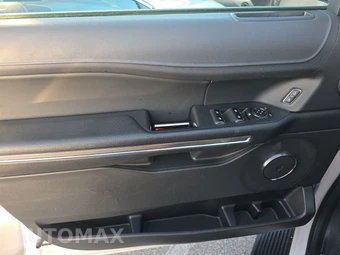 2024 Ford Expedition MAX XLT - miniatura 9